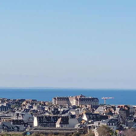 Maison De Charme Avec Vue Mer Трувіль-сюр-Мер Екстер'єр фото