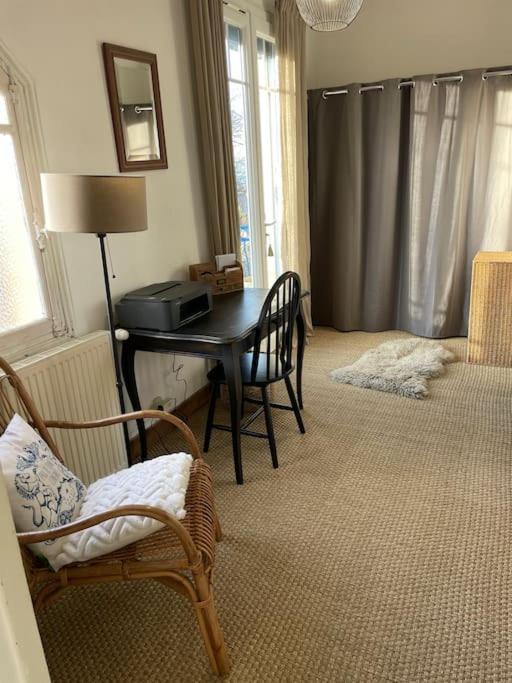 Maison De Charme Avec Vue Mer Трувіль-сюр-Мер Екстер'єр фото